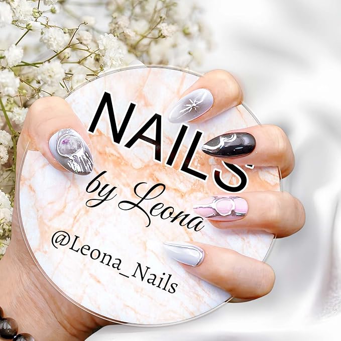 2Pcs Custom Nail Picture Props Personalized Logo Nail Tech Decor Acrylic Nailfie Disk with Social Media Salon Nail Display Stand Nail Polish Display Gifts for Nail Artist (Round)